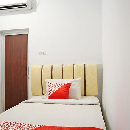 Hotel Oyo 1673 M Authentic Kost Man Padang  Exterior foto